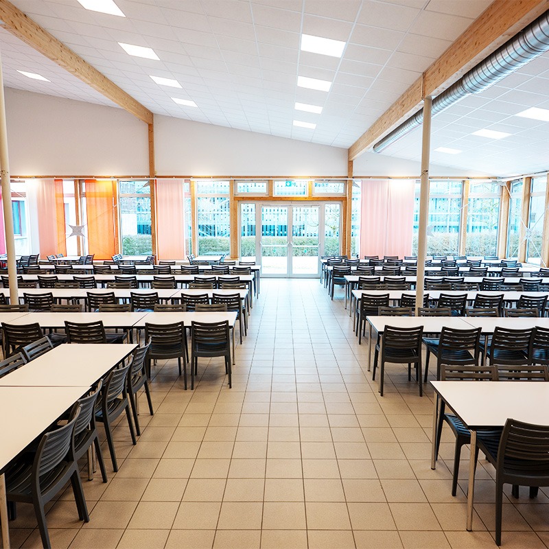 Die große Kantine im Innovationszentrum.
